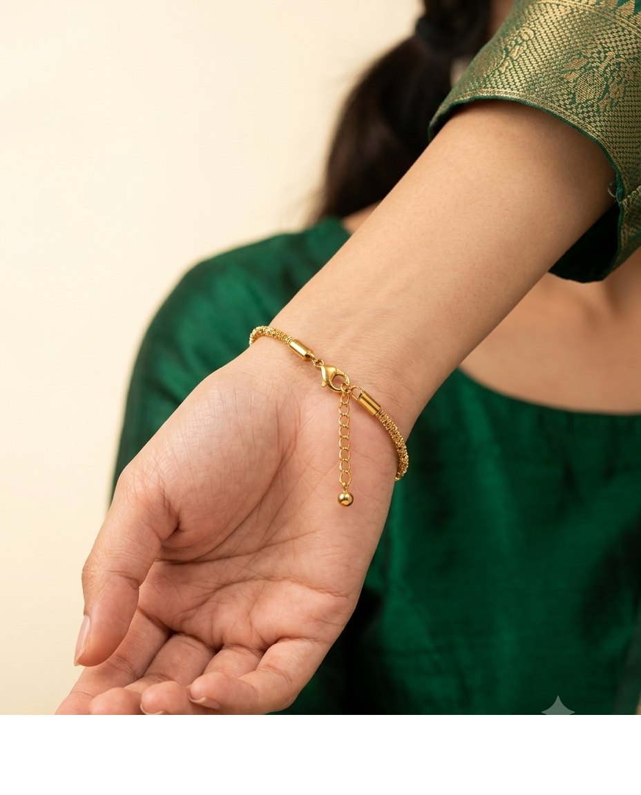 Gold Textured Chain Bracelet