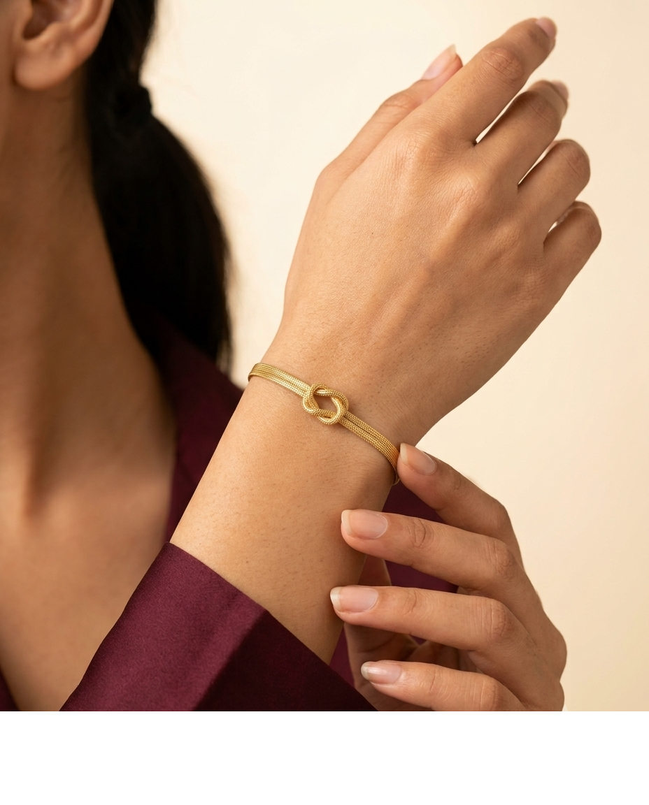 Gold Infinity Knot Chain Bracelet